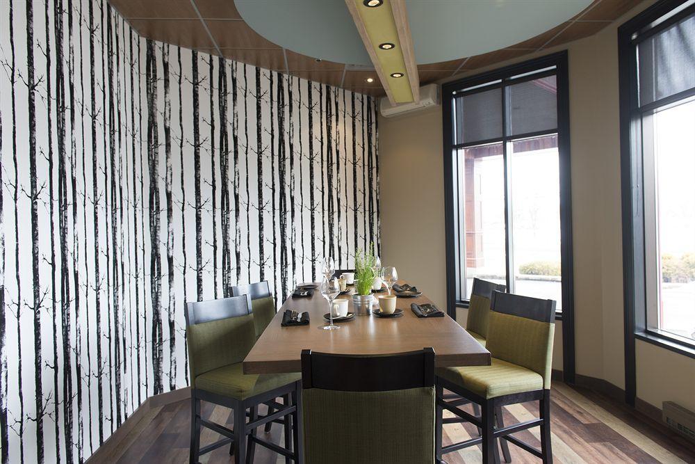 Hotel Rive Gauche Beloeil Екстер'єр фото