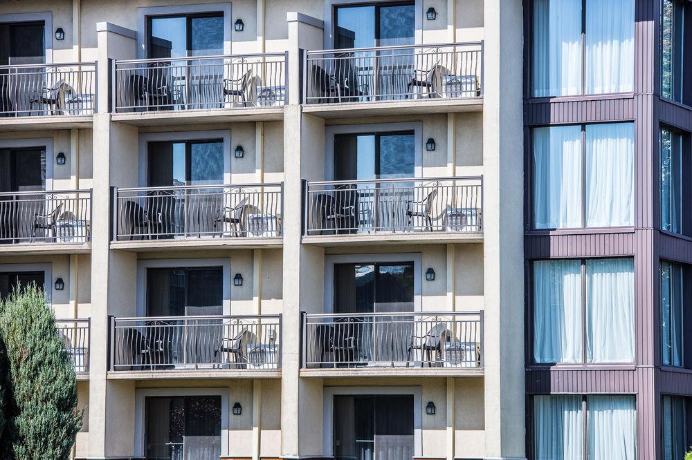 Hotel Rive Gauche Beloeil Екстер'єр фото