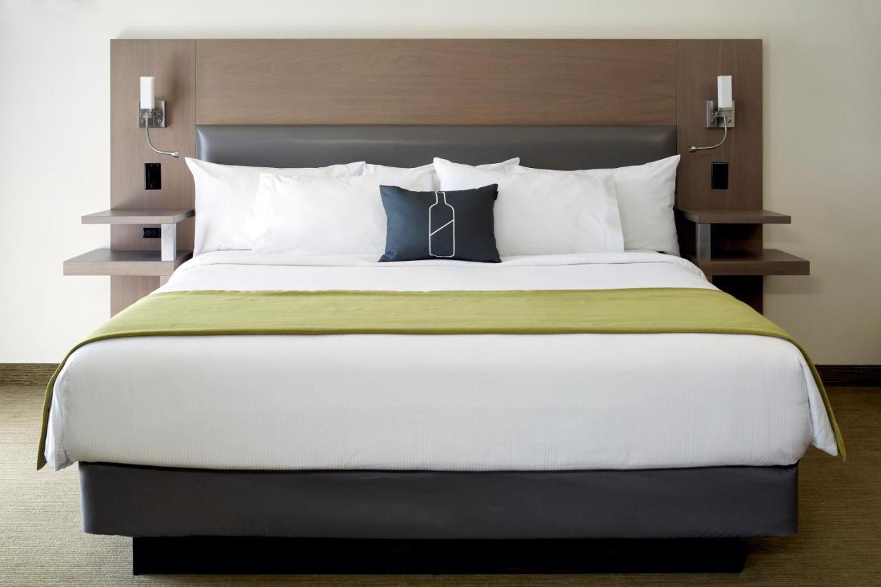 Hotel Rive Gauche Beloeil Екстер'єр фото