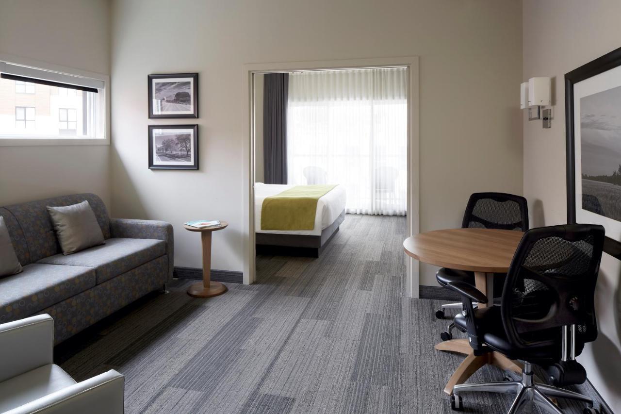 Hotel Rive Gauche Beloeil Екстер'єр фото