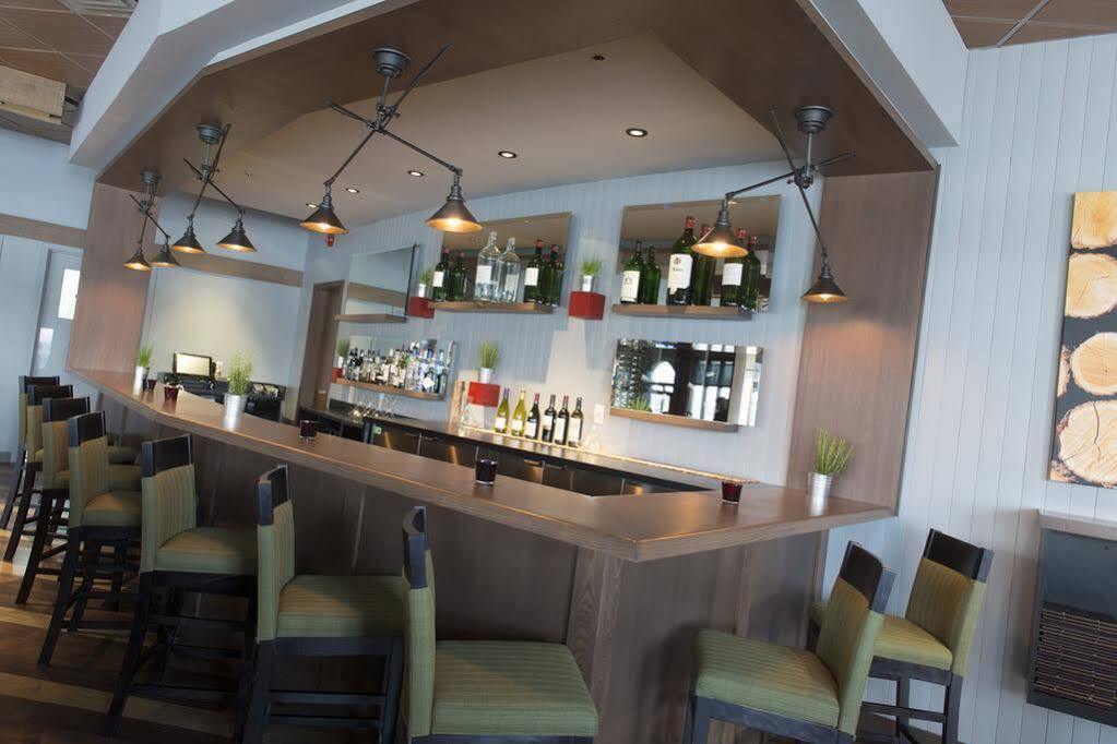 Hotel Rive Gauche Beloeil Екстер'єр фото